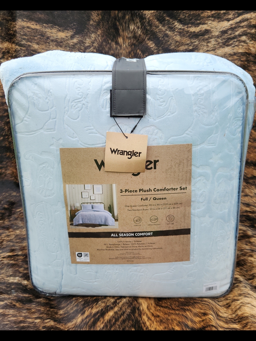 Wrangler Plush 3-Piece Comforter Set - Light Blue (Full/Queen)